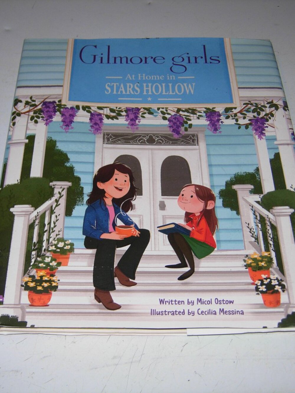 Gilmore Girls: At Home in Stars Hollow Hardcover Book